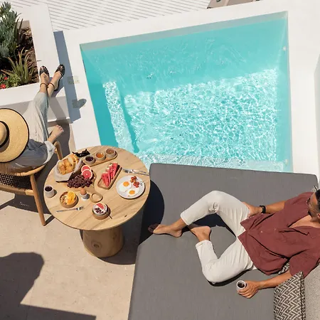 Lukas Aethereal Living *