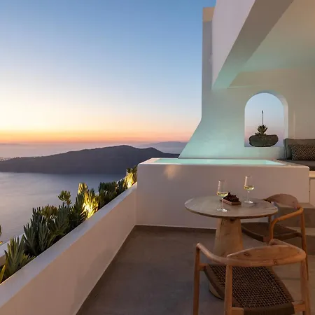 Lukas Aethereal Living *