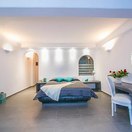Lukas Apartment