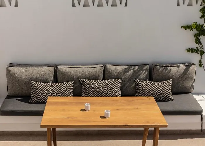 Lukas Aethereal Living *