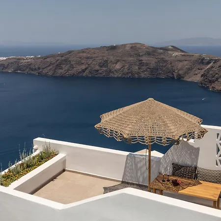 Lukas Aethereal Living *