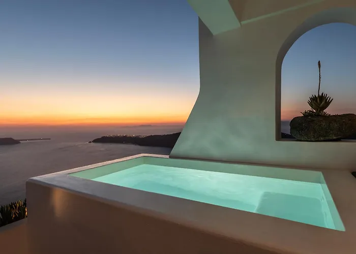 Lukas Aethereal Living