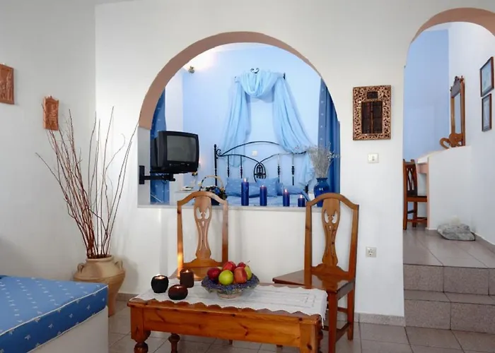 Lukas Aethereal Living