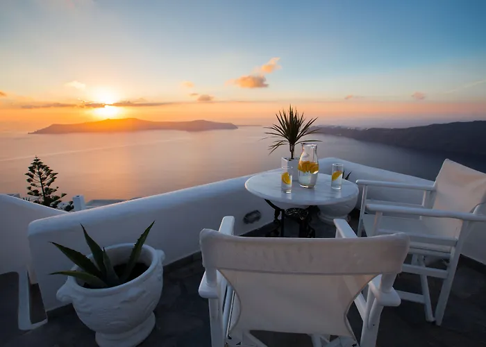 Lukas Aethereal Living Apartment